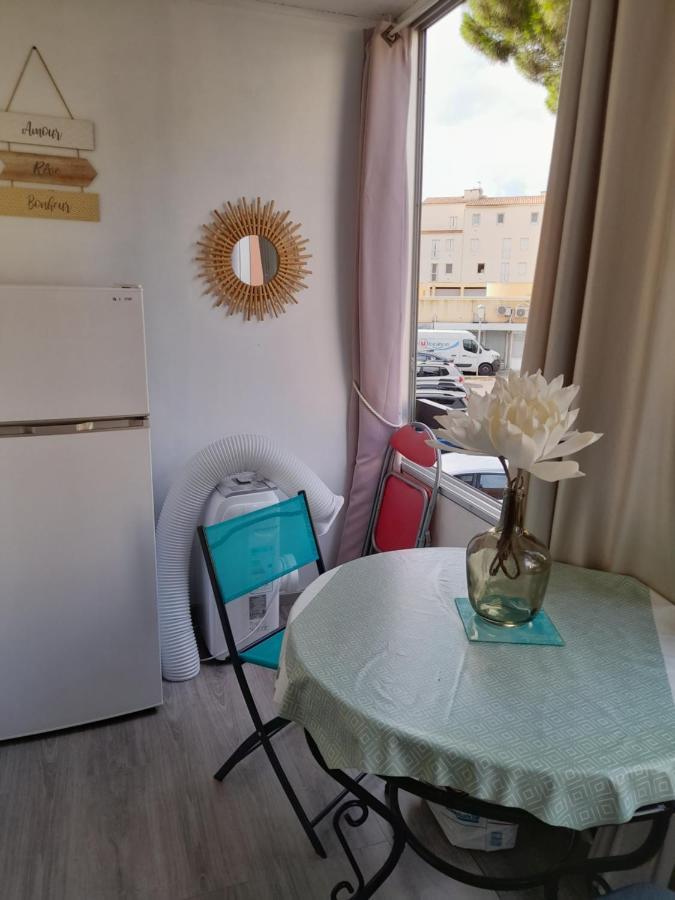 Studio Cabine Avec Loggia Agde Bagian luar foto
